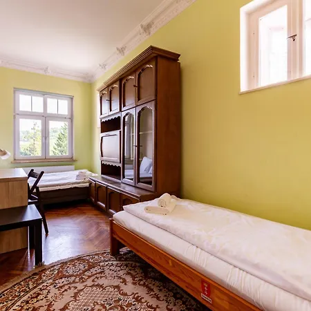 Апартаменты Wrzeszcz Spacious House By Bookinghost *
