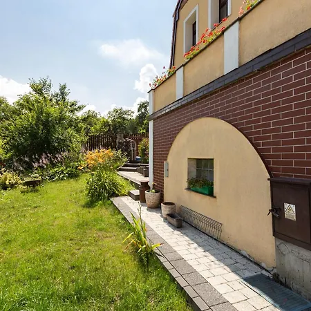 Апартаменты Wrzeszcz Spacious House By Bookinghost