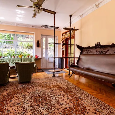Wrzeszcz Spacious House By Bookinghost *