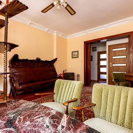Апартаменты Wrzeszcz Spacious House By Bookinghost