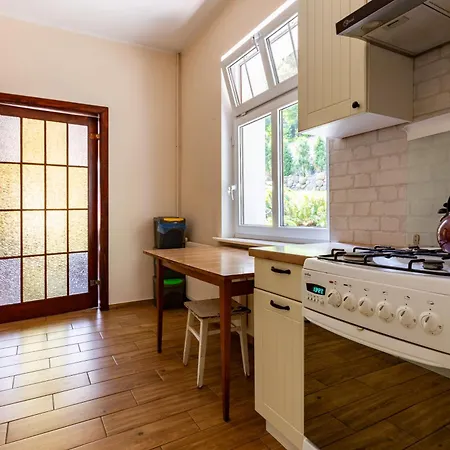 Апартаменты Wrzeszcz Spacious House By Bookinghost *