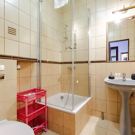 Apartment Wrzeszcz Spacious House By Bookinghost *